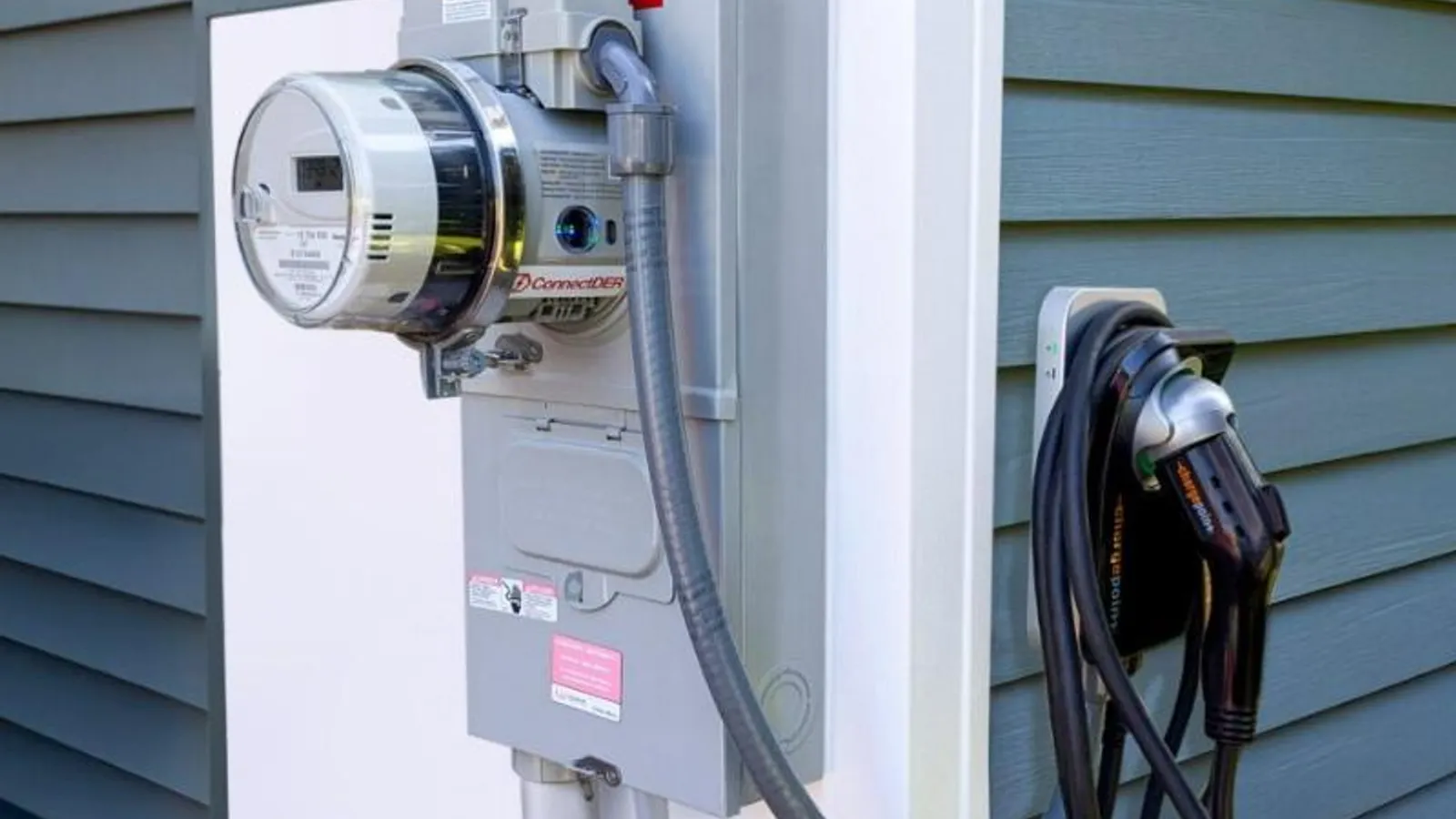ConnectDER unveils next-gen meter socket adapter ‘IslandDER’ | Enlit World