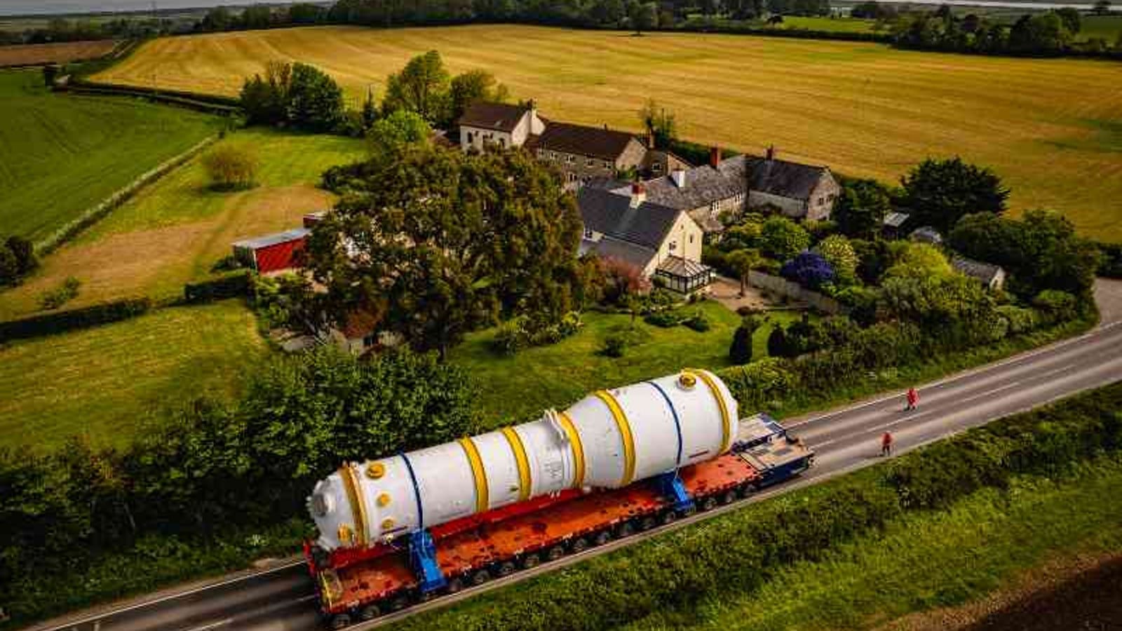 First Of Eight Steam Generators Arrives At Hinkley Point C Enlit World