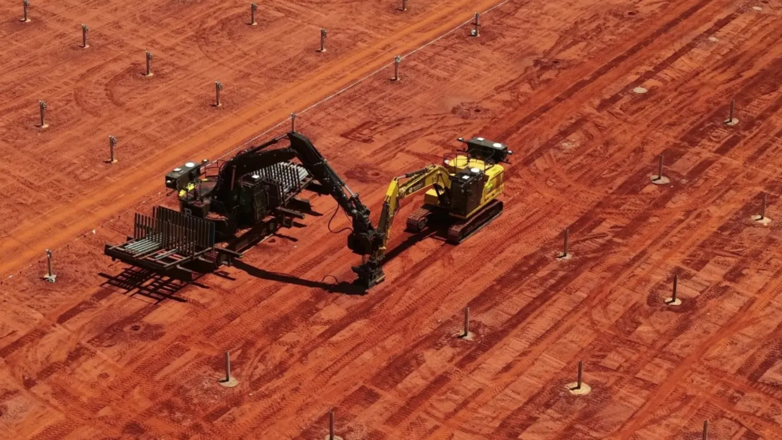 Fortescue speeds up Pilbara project to curb volatile fossil fuel costs ...