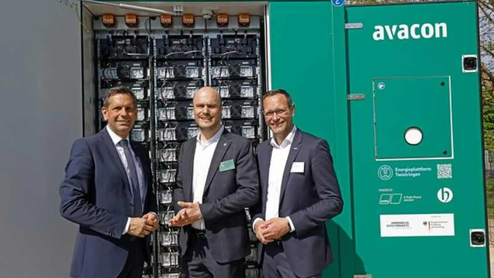Avacon and Rolls-Royce test grid stability from battery/PV systems ...